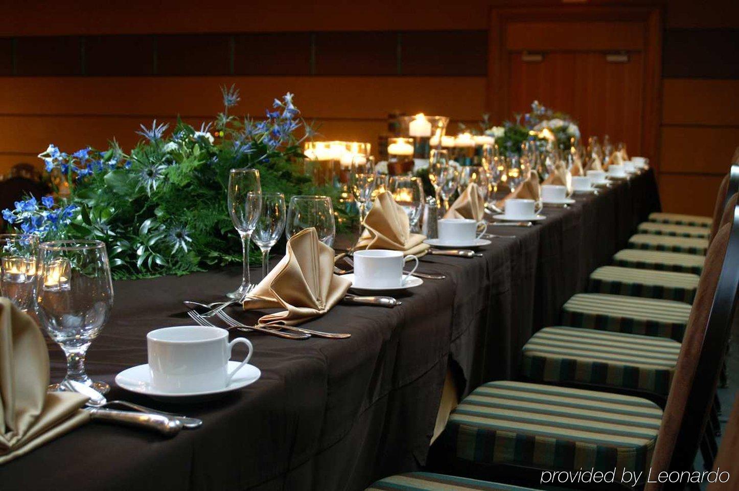 Doubletree By Hilton Chicago - Arlington Heights Hotel Restaurant photo