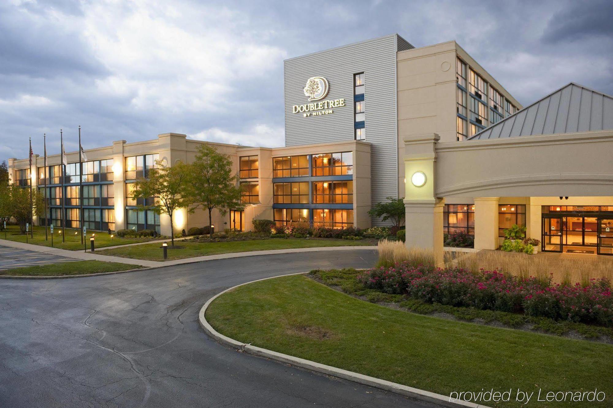 Doubletree By Hilton Chicago - Arlington Heights Hotel Exterior photo